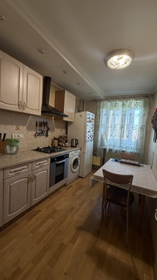 Продам трехкомнатную (3-комн.) квартиру, 8 Марта ул, 9, Подольск г