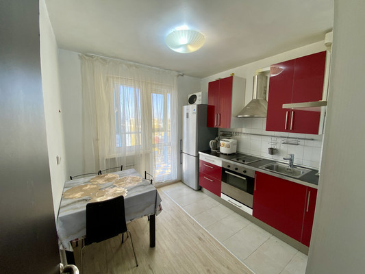 Сдам двухкомнатную (2-комн.) квартиру, Космонавтов пр-кт, 37, Санкт-Петербург г