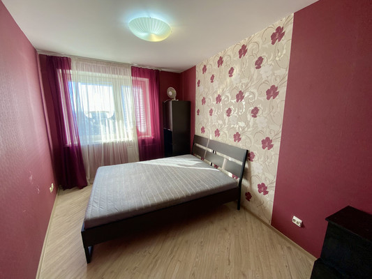 Сдам двухкомнатную (2-комн.) квартиру, Космонавтов пр-кт, 37, Санкт-Петербург г