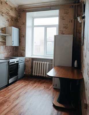 Продам двухкомнатную (2-комн.) квартиру, Курако (Центральный р-н) пр-кт, 30, Новокузнецк г