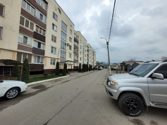 Сдам однокомнатную (1-комн.) квартиру, Им Калмыкова Р.А. ул, 123, Баксан г