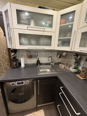 Продам трехкомнатную (3-комн.) квартиру, Турку ул, 20к1, Санкт-Петербург г