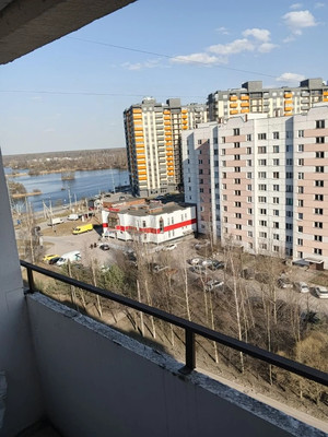 Продам двухкомнатную (2-комн.) квартиру, Западный проезд, 12, имени Свердлова гп