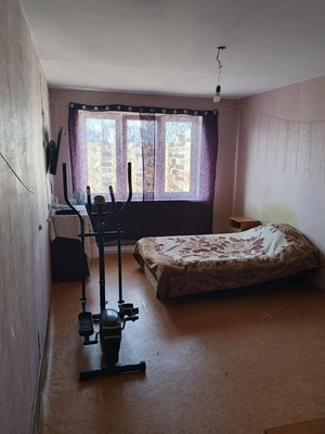 Продам двухкомнатную (2-комн.) квартиру, Западный проезд, 12, имени Свердлова гп