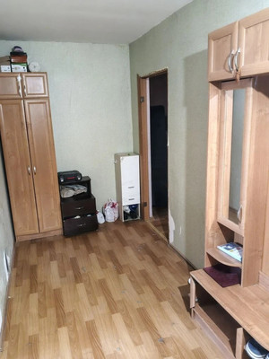 Продам двухкомнатную (2-комн.) квартиру, Западный проезд, 12, имени Свердлова гп