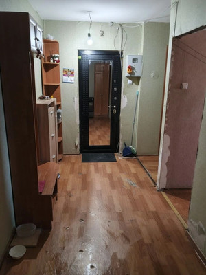 Продам двухкомнатную (2-комн.) квартиру, Западный проезд, 12, имени Свердлова гп