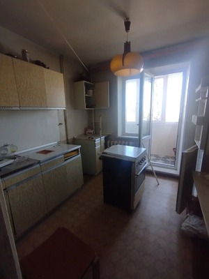 Продам двухкомнатную (2-комн.) квартиру, Совхозный проезд, 8, Огуднево д