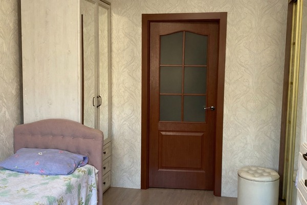 Продам трехкомнатную (3-комн.) квартиру, Красногвардейский б-р, 37, Подольск г