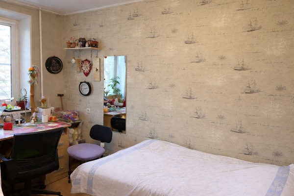 Продам трехкомнатную (3-комн.) квартиру, Красногвардейский б-р, 37, Подольск г