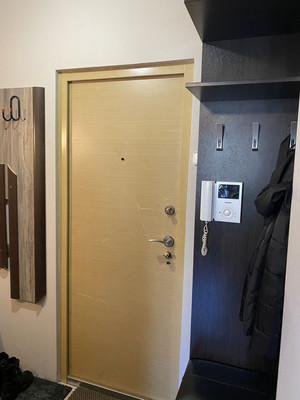 Продам трехкомнатную (3-комн.) квартиру, Красногвардейский б-р, 37, Подольск г