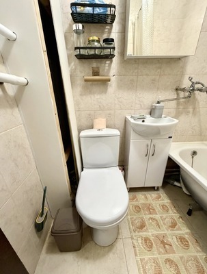 Продам двухкомнатную (2-комн.) квартиру, Подольская ул, 15а, Северово д