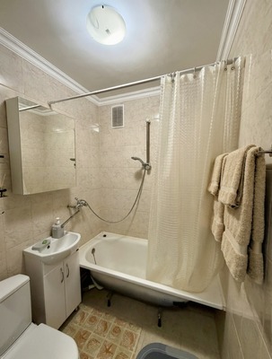 Продам двухкомнатную (2-комн.) квартиру, Подольская ул, 15а, Северово д