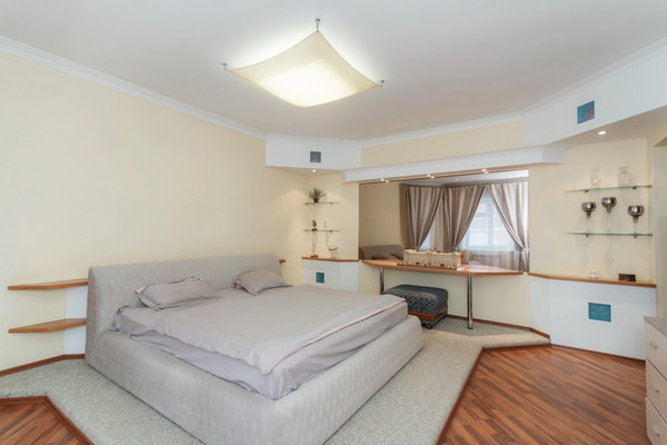 Продам трехкомнатную (3-комн.) квартиру, Комсомольская ул, 29, Ханты-Мансийск г