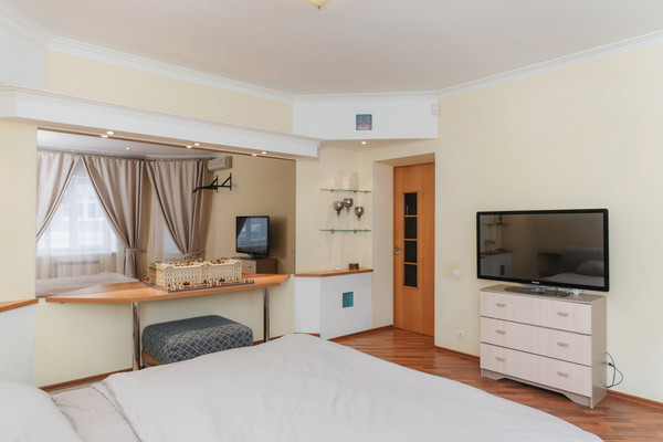 Продам трехкомнатную (3-комн.) квартиру, Комсомольская ул, 29, Ханты-Мансийск г