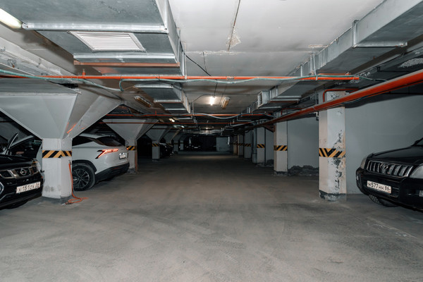 Продам трехкомнатную (3-комн.) квартиру, Комсомольская ул, 29, Ханты-Мансийск г