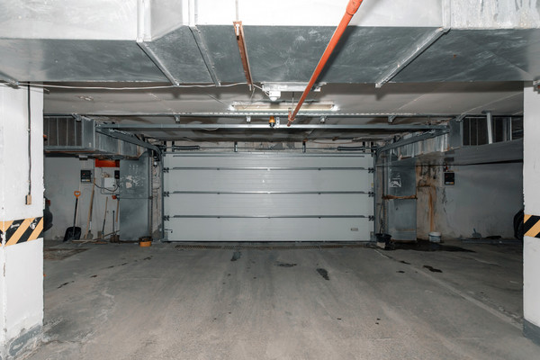 Продам трехкомнатную (3-комн.) квартиру, Комсомольская ул, 29, Ханты-Мансийск г