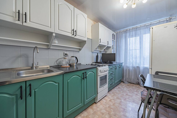 Продам трехкомнатную (3-комн.) квартиру, Совнаркомовская ул, 34, Нижний Новгород г