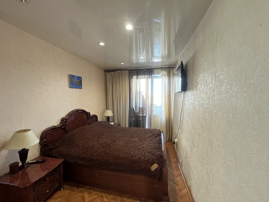 Продам трехкомнатную (3-комн.) квартиру, Совнаркомовская ул, 34, Нижний Новгород г