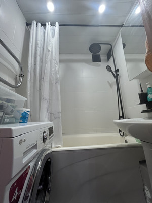 Продам трехкомнатную (3-комн.) квартиру, Совнаркомовская ул, 34, Нижний Новгород г