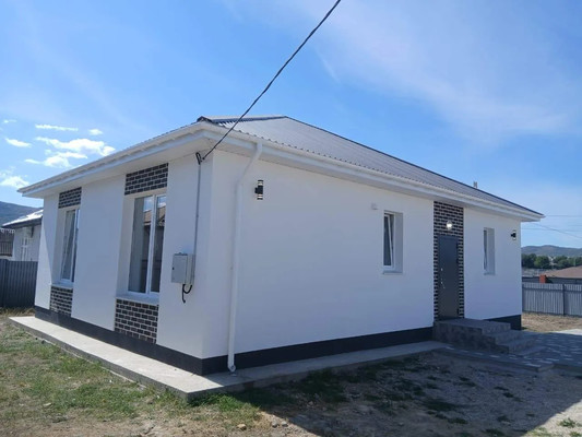 Продам дом, им. И. Асанина ул, Пионерское с, 0 км от города