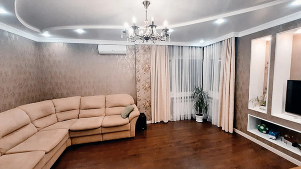 Продам двухкомнатную (2-комн.) квартиру, Северная Звезда ул, 2/3, Батайск г