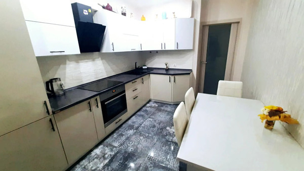 Продам двухкомнатную (2-комн.) квартиру, Северная Звезда ул, 2/3, Батайск г