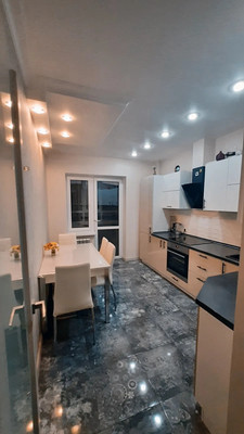 Продам двухкомнатную (2-комн.) квартиру, Северная Звезда ул, 2/3, Батайск г