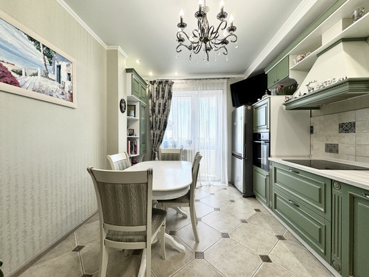 Продам двухкомнатную (2-комн.) квартиру, Советская ул, 95к1, Брянск г