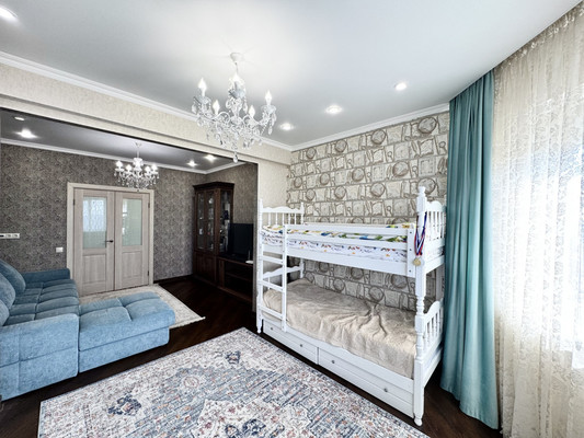 Продам двухкомнатную (2-комн.) квартиру, Советская ул, 95к1, Брянск г