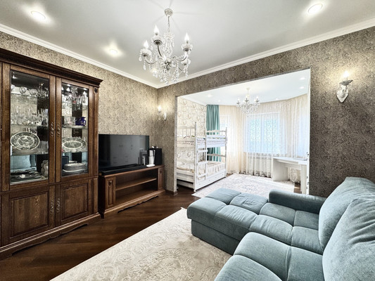 Продам двухкомнатную (2-комн.) квартиру, Советская ул, 95к1, Брянск г