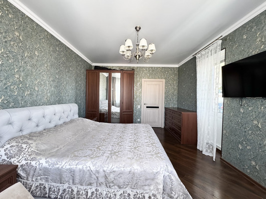 Продам двухкомнатную (2-комн.) квартиру, Советская ул, 95к1, Брянск г