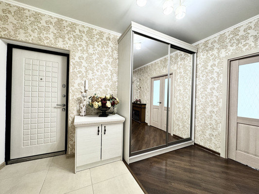 Продам двухкомнатную (2-комн.) квартиру, Советская ул, 95к1, Брянск г