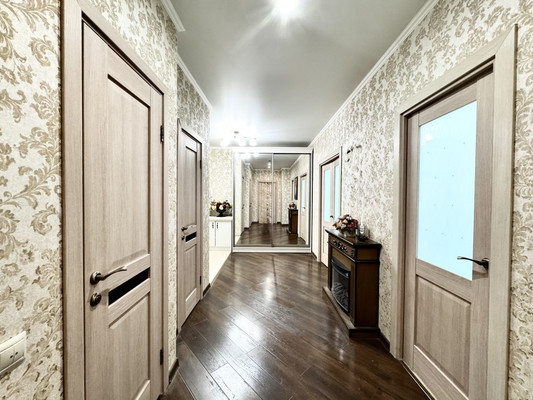 Продам двухкомнатную (2-комн.) квартиру, Советская ул, 95к1, Брянск г