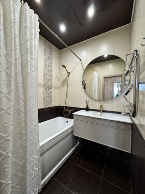 Продам двухкомнатную (2-комн.) квартиру, Советская ул, 95к1, Брянск г