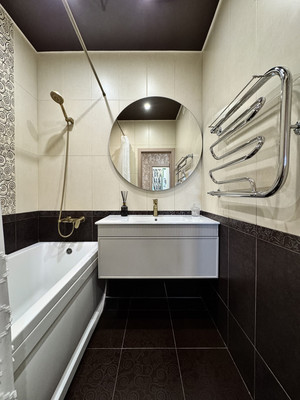 Продам двухкомнатную (2-комн.) квартиру, Советская ул, 95к1, Брянск г