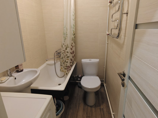 Продам трехкомнатную (3-комн.) квартиру, Красноармейская ул, 138, Ростов-на-Дону г