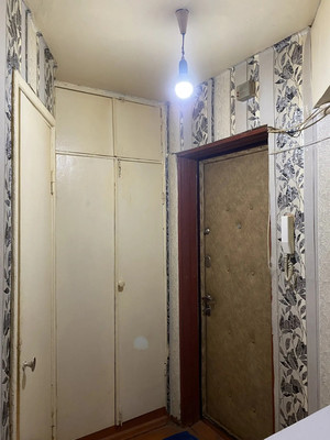 Продам однокомнатную (1-комн.) квартиру, 43, квартал Дмитровский тер