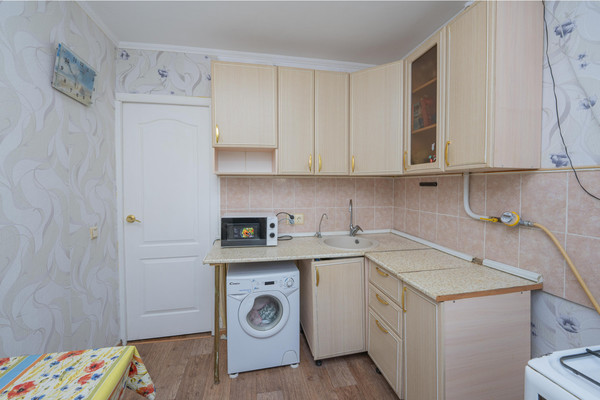 Продам двухкомнатную (2-комн.) квартиру, Тургенева ул, 12, Пермь г