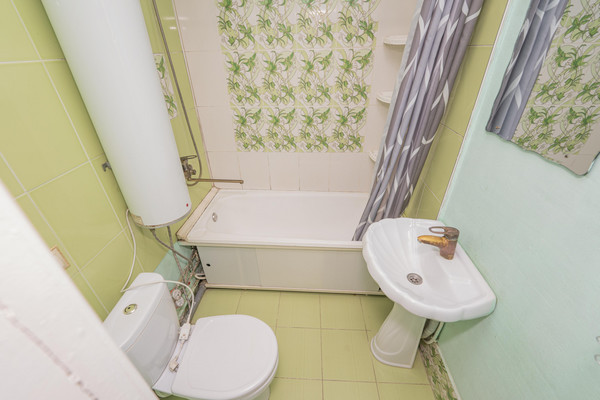 Продам двухкомнатную (2-комн.) квартиру, Тургенева ул, 12, Пермь г