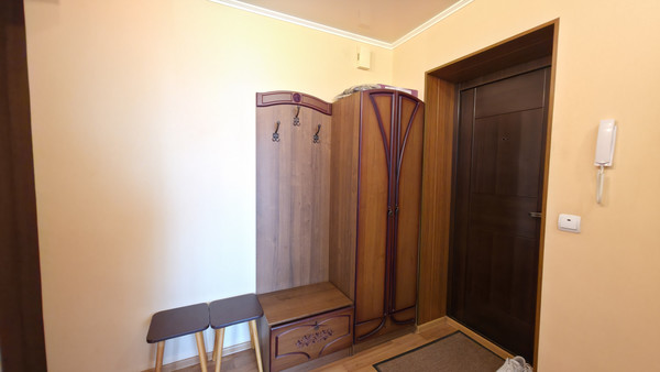 Продам двухкомнатную (2-комн.) квартиру, Шаронова ул, 14, Ишим г