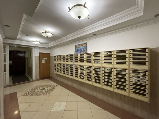 Продам однокомнатную (1-комн.) квартиру, Привольная ул, 56, Москва г