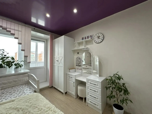 Продам двухкомнатную (2-комн.) квартиру, Морозова ул, 152, Сыктывкар г