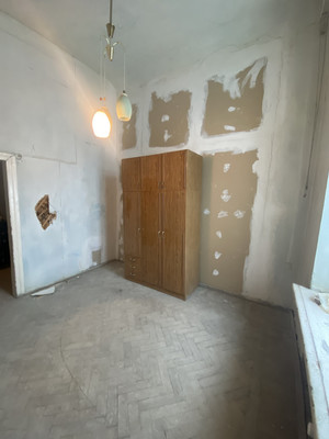 Продам комнату в 5-комн. квартире, Ворошиловский пр-кт, 18к18, Ростов-на-Дону г