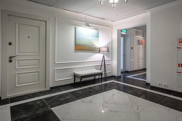 Продам двухкомнатную (2-комн.) квартиру, Большая Садовая ул, 5к1, Москва г