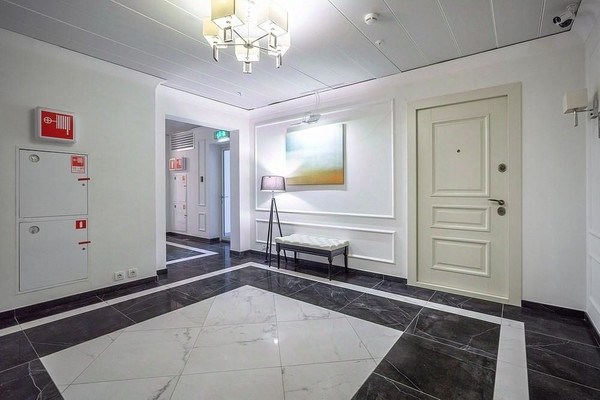 Продам двухкомнатную (2-комн.) квартиру, Большая Садовая ул, 5к1, Москва г