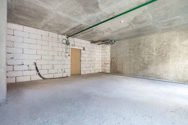 Продам двухкомнатную (2-комн.) квартиру, Большая Садовая ул, 5к1, Москва г