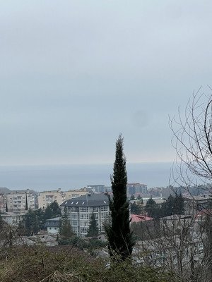 Продам трехкомнатную (3-комн.) квартиру, Коммунальников (Лазаревский р-н) ул, 41, Сочи г