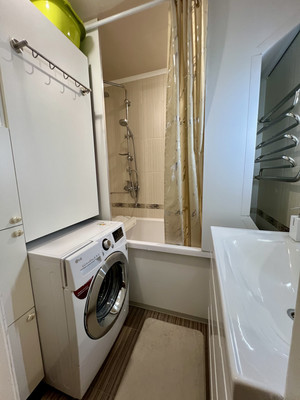 Продам двухкомнатную (2-комн.) квартиру, Малышева (Лазаревский р-н) ул, 7, Сочи г