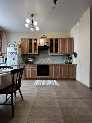 Продам трехкомнатную (3-комн.) квартиру, Ямская ул, 10, Ханты-Мансийск г