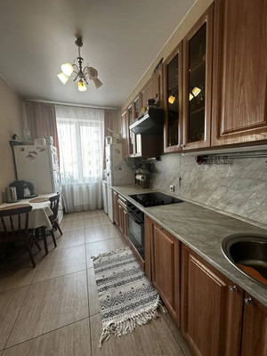 Продам трехкомнатную (3-комн.) квартиру, Ямская ул, 10, Ханты-Мансийск г